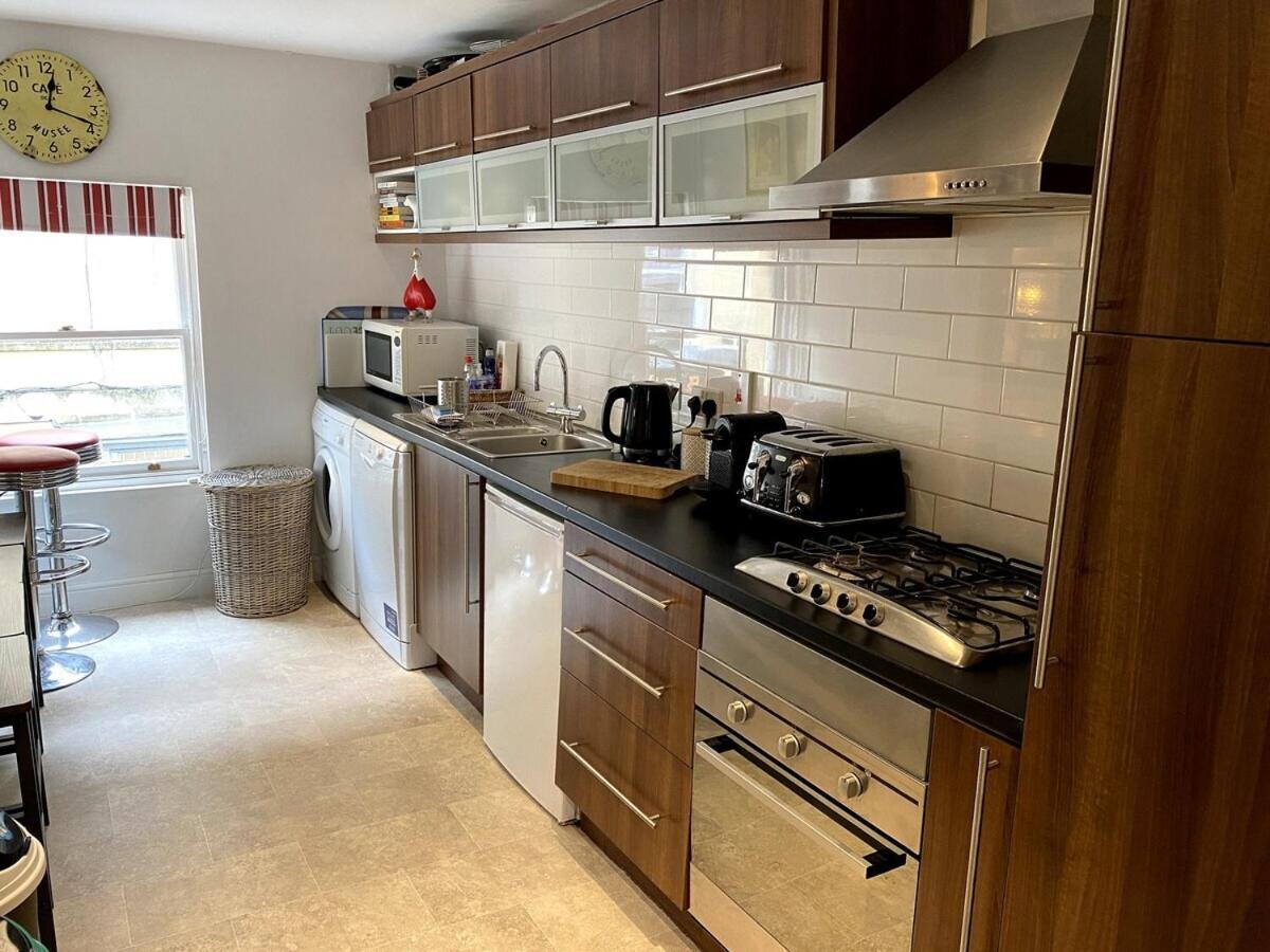 Spacious City Centre Apartment Bath Eksteriør bilde
