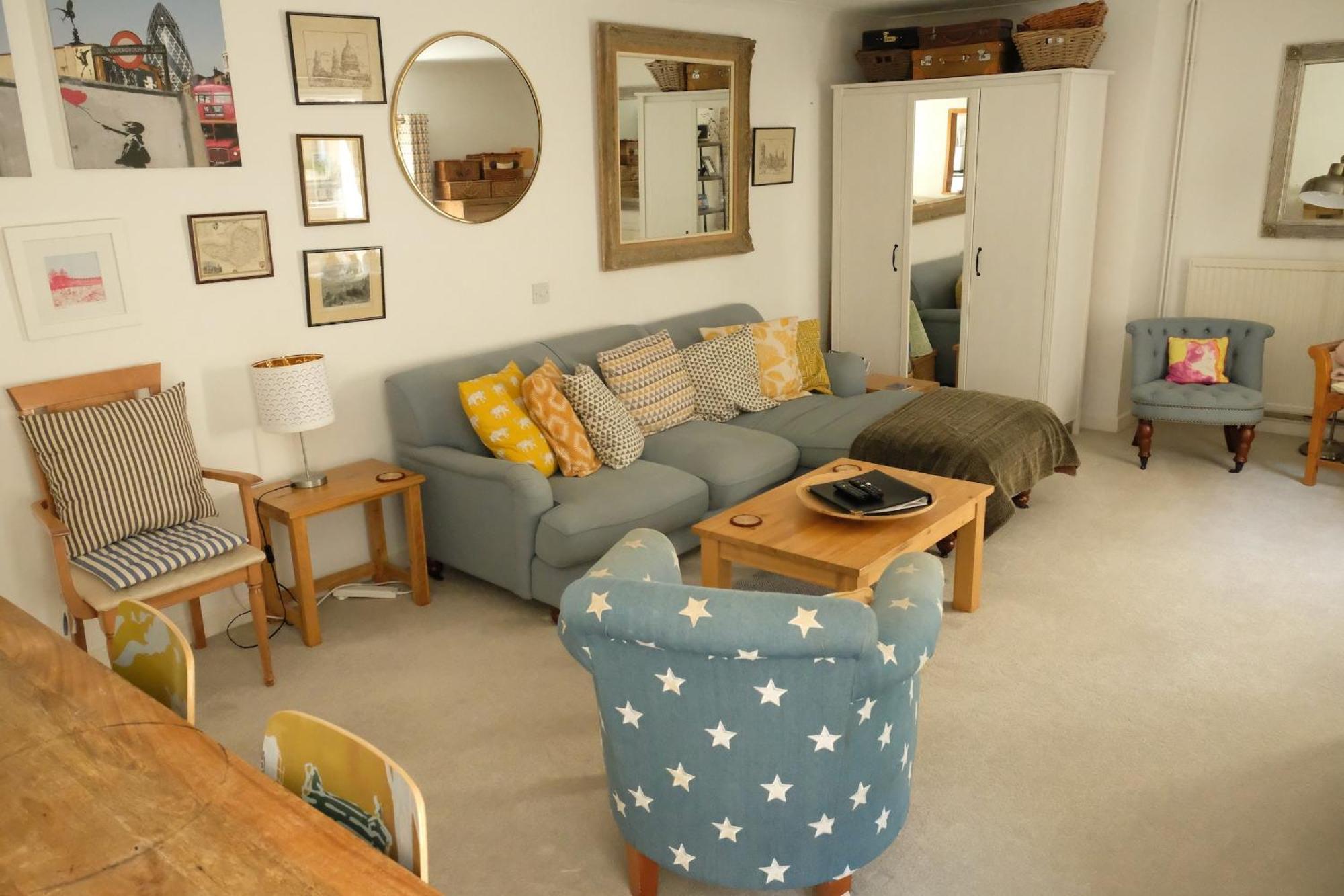 Spacious City Centre Apartment Bath Eksteriør bilde
