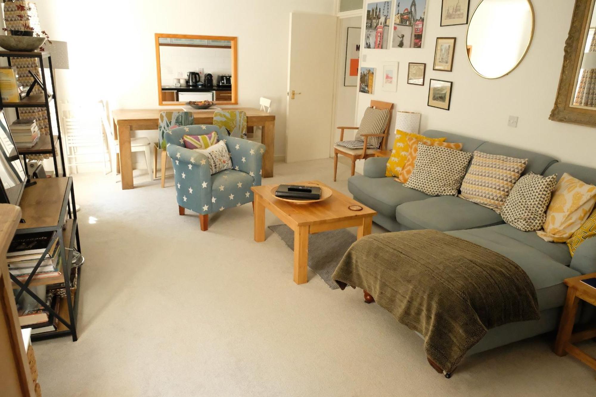 Spacious City Centre Apartment Bath Eksteriør bilde